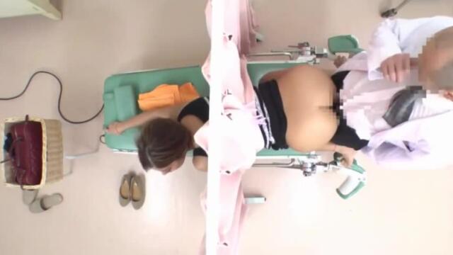 Japanese girl Karen Uehara feels deep pleasure during a gynecologist Exam